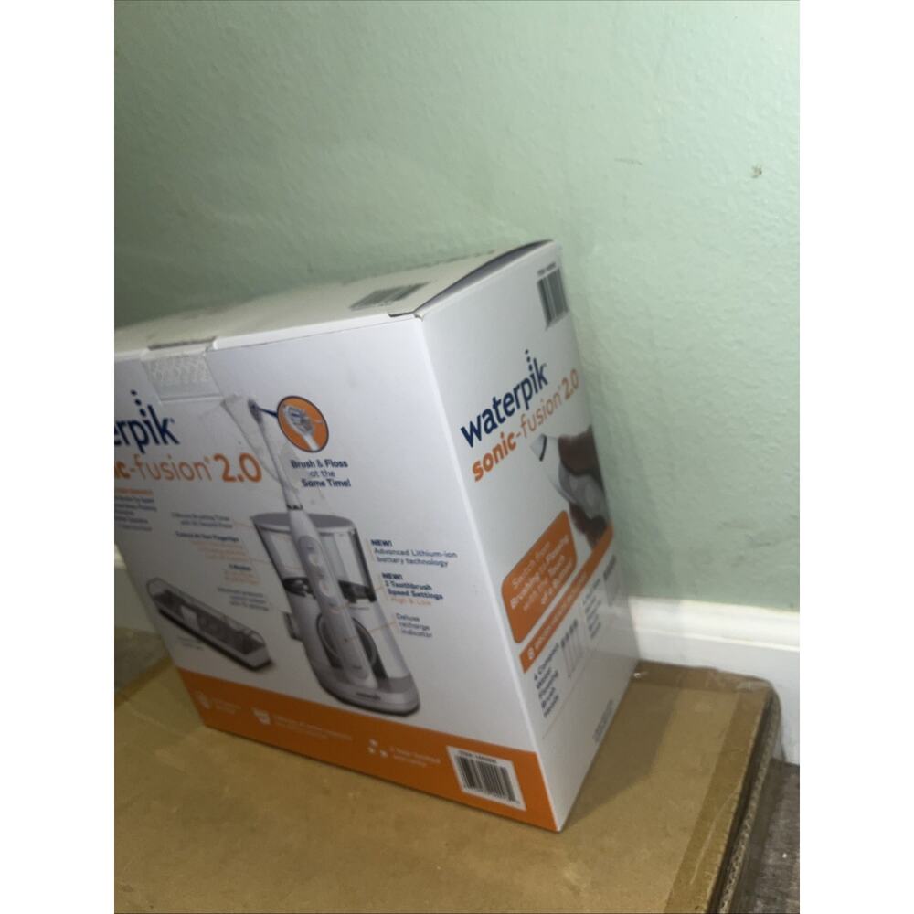 Waterpik Sonic-Fusion 2.0 Brush & Floss Combo - Picture 4 of 6